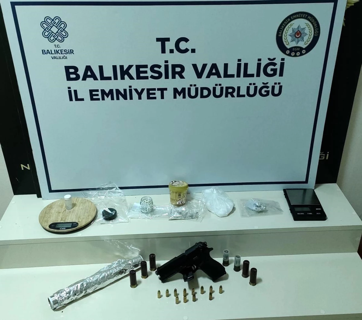 Bandırma'da Uyuşturucu Operasyonu: 3 Şüpheli Gözaltına Alındı