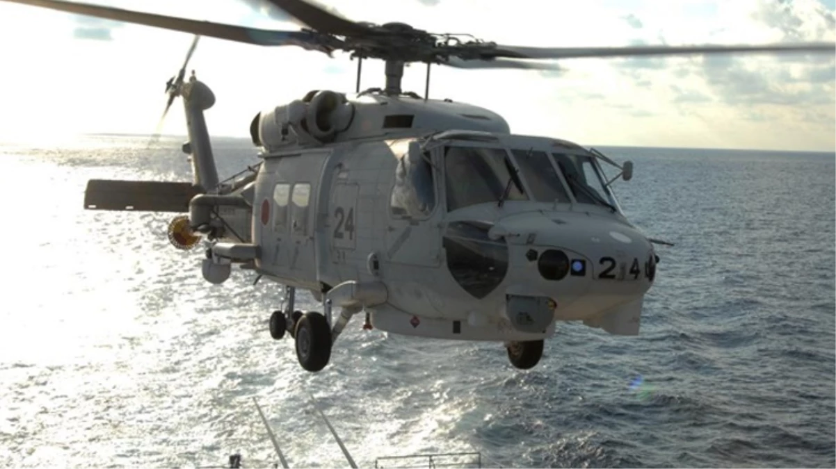 Japonya'da 2 askeri helikopter düştü: 1 ölü, 7 kayıp