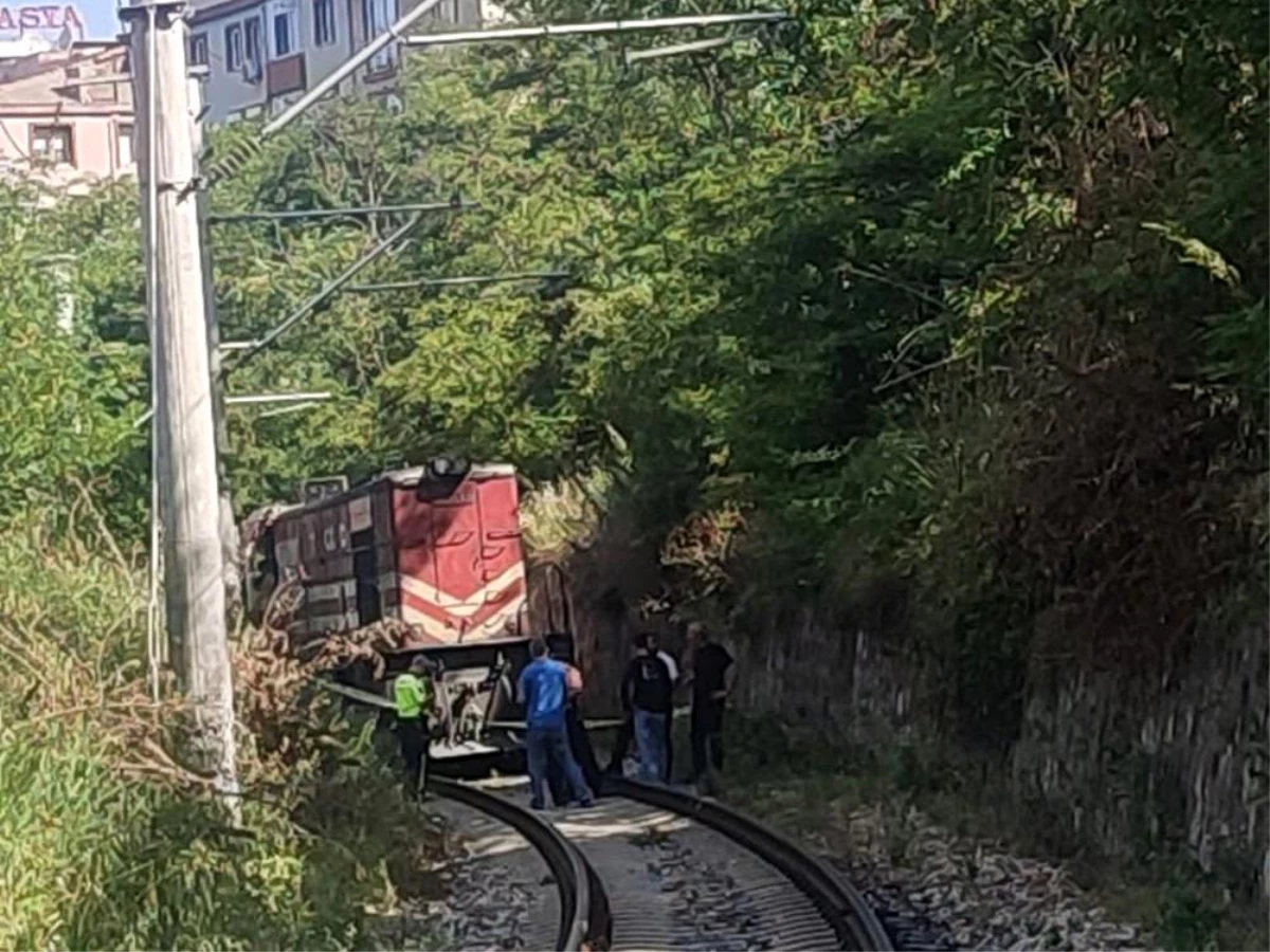 Bandırma'da Tren Kazası: Bir Kişi Hayatını Kaybetti