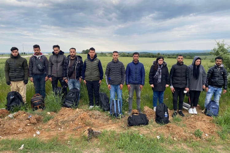 Edirne'de ayda 16 organizatör ve 870 göçmen yakalandı