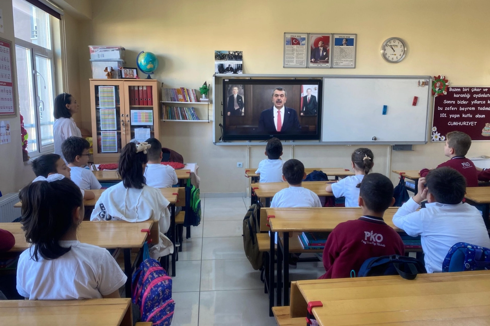 Haftanın ilk dersinde Bakan Tekin'den videolu mesaj