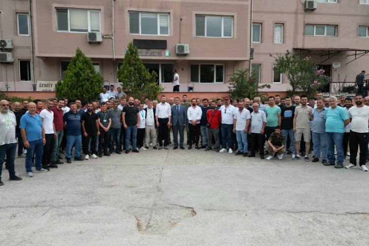 İzmit Belediyesi Fen İşleri ailesi bayramlaştı 