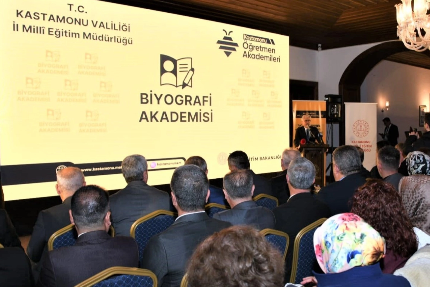 Kastamonu'da 'Biyografi Akademisi' açıldı